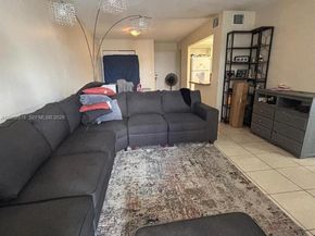 2029 NW 46th Ave E305, Lauderhill FL 33313