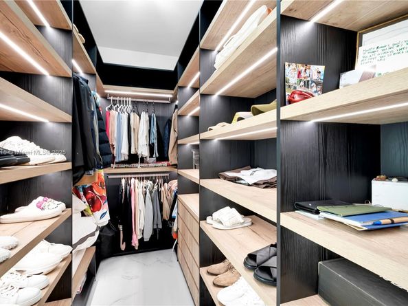 34 SW 26th Rd, Miami FL 33129