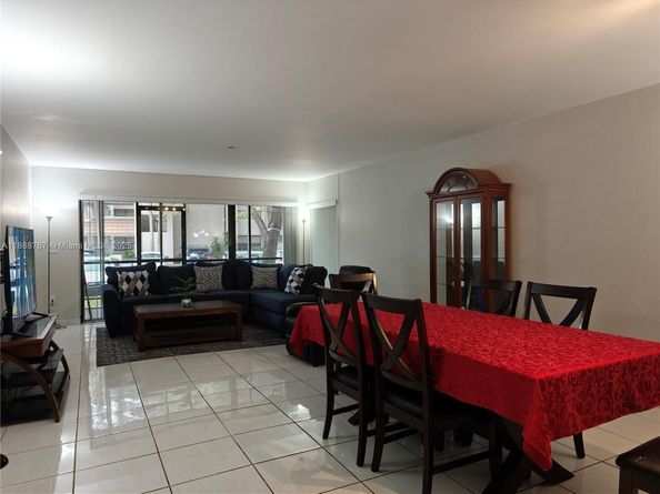 601 Ives Dairy Rd 1018, Miami FL 33179