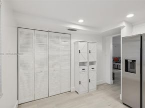 30 Chestnut Cir, Cooper City FL 33026