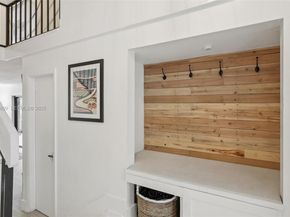 30 Chestnut Cir, Cooper City FL 33026