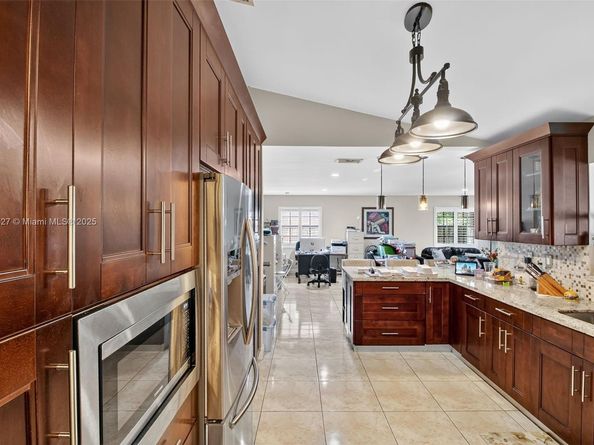 15181 SW 156th Ter, Miami FL 33187