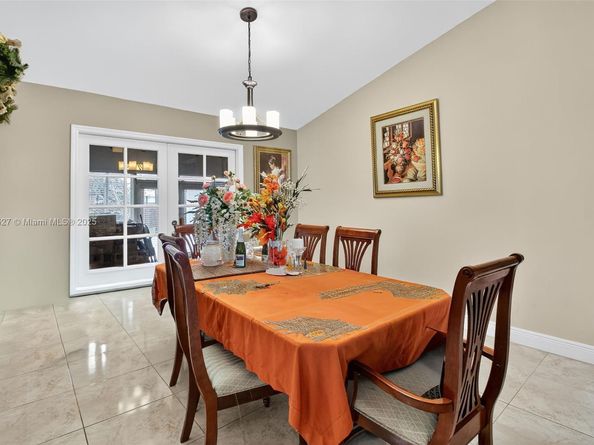 15181 SW 156th Ter, Miami FL 33187