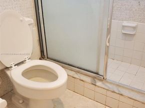 851 NE 14th Ave 414, Hallandale Beach FL 33009