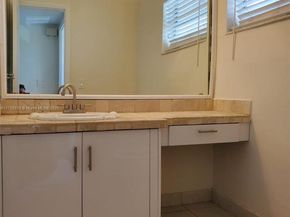 851 NE 14th Ave 414, Hallandale Beach FL 33009