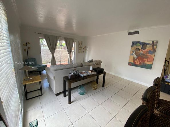 6900 N Kendall Dr A102, Pinecrest FL 33156