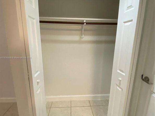 6900 N Kendall Dr A102, Pinecrest FL 33156