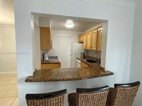 6900 N Kendall Dr A102, Pinecrest FL 33156