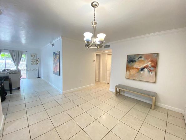 6900 N Kendall Dr A102, Pinecrest FL 33156