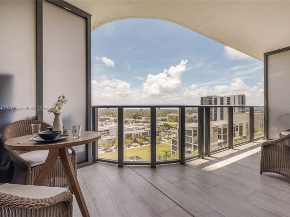 121 NE 34th St 1514, Miami FL 33137