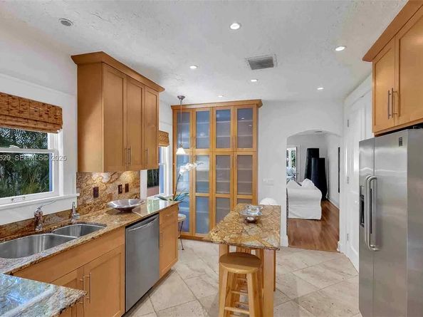 136 NE 101st St, Miami Shores FL 33138