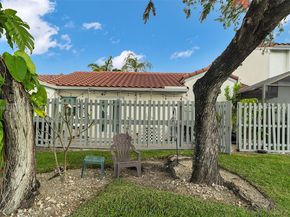 1568 Springside Dr 1568, Weston FL 33326