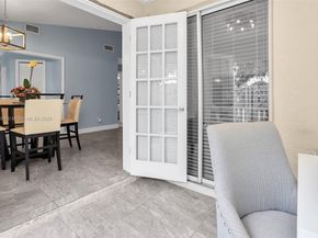 1568 Springside Dr 1568, Weston FL 33326