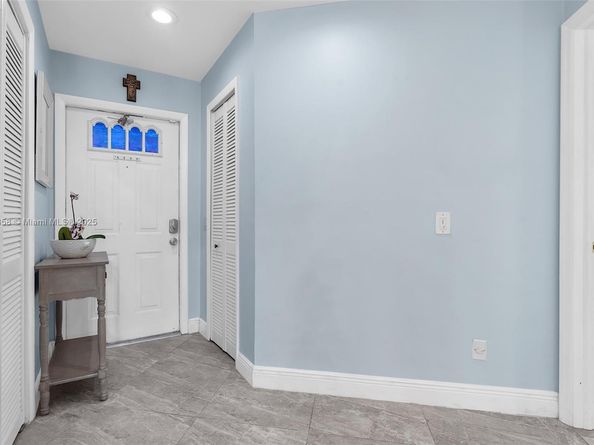 1568 Springside Dr 1568, Weston FL 33326