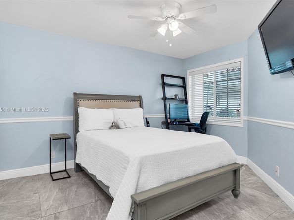 1568 Springside Dr 1568, Weston FL 33326