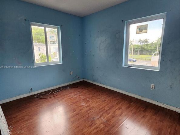 8454 NW 4th Ave 8454, Miami FL 33150