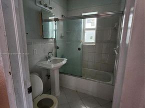 8454 NW 4th Ave 8454, Miami FL 33150