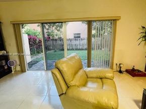 4403 NW 115th Ave, Coral Springs FL 33065