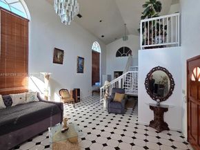 1341 E 8th Ave, Hialeah FL 33010