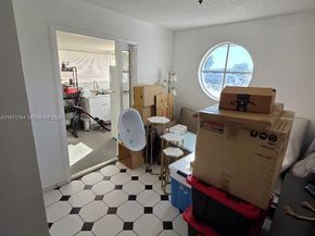 1341 E 8th Ave, Hialeah FL 33010