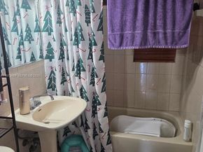 1341 E 8th Ave, Hialeah FL 33010