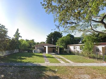 60 NW 120th Ter