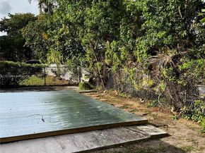 60 NW 120th Ter, North Miami FL 33168
