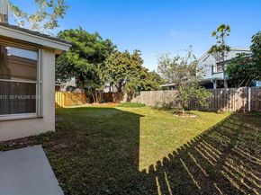 5532 NW 55th Ter, Coconut Creek FL 33073