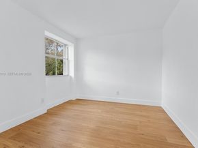 5532 NW 55th Ter, Coconut Creek FL 33073