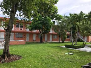 4550 SW 67th Ave 7, Miami FL 33155