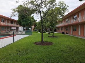 4550 SW 67th Ave 7, Miami FL 33155