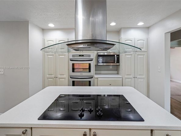 1000 NW 17th Ave, Boca Raton FL 33486