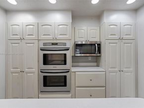 1000 NW 17th Ave, Boca Raton FL 33486