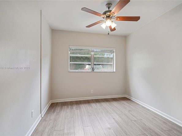 1000 NW 17th Ave, Boca Raton FL 33486
