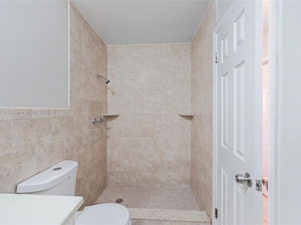 1000 NW 17th Ave, Boca Raton FL 33486