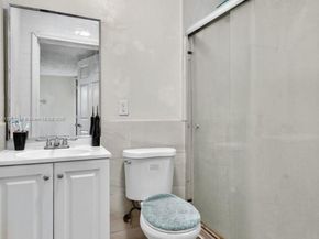 1370 NW 100th Ter, Miami FL 33147