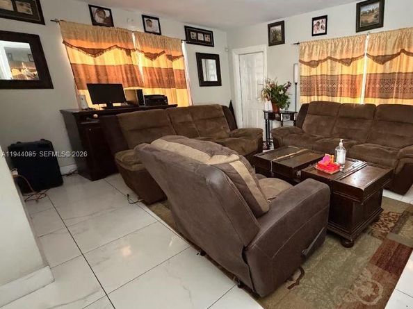 7570 Miramar Pkwy, Miramar FL 33023