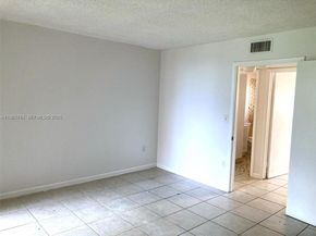 8420 SW 133rd Ave Rd 422, Miami FL 33183