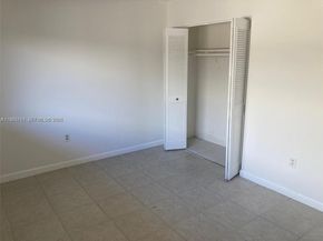 8420 SW 133rd Ave Rd 422, Miami FL 33183