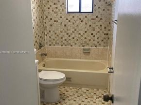 8420 SW 133rd Ave Rd 422, Miami FL 33183