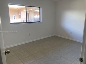 8420 SW 133rd Ave Rd 422, Miami FL 33183