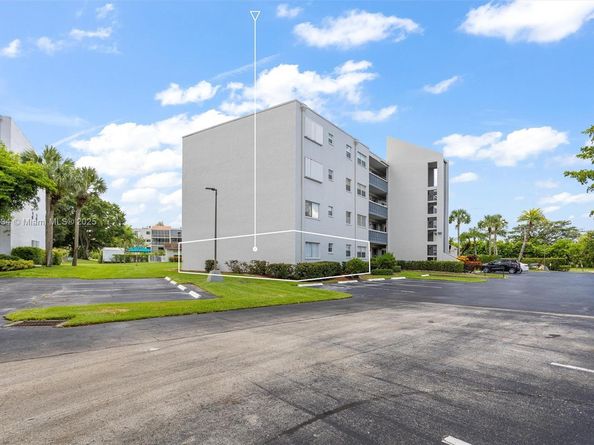 3286 Arcara Way 101, Lake Worth FL 33467