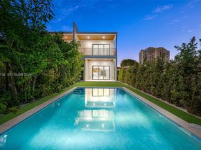 3320 SW 23rd St, Miami FL 33145