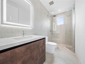 3320 SW 23rd St, Miami FL 33145