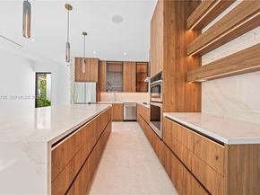3320 SW 23rd St, Miami FL 33145