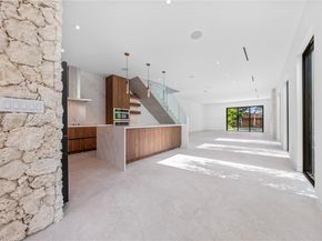 3320 SW 23rd St, Miami FL 33145