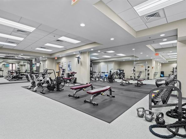 8390 SW 72nd Ave 314, Miami FL 33143