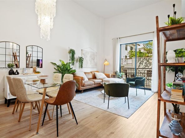 8390 SW 72nd Ave 314, Miami FL 33143