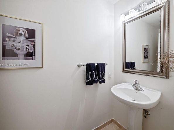 8390 SW 72nd Ave 314, Miami FL 33143