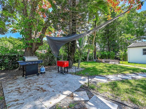 15 NE 95th St, Miami Shores FL 33138